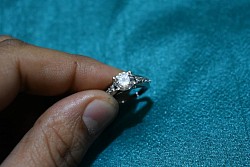 Round brilliant cut diamond ring
