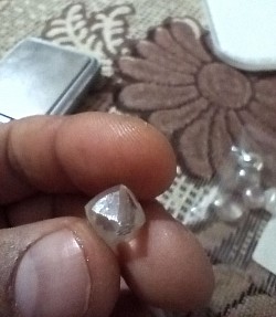 Crude Diamond